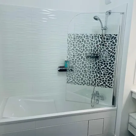 Apartment 4p Luxe 200m De Paris Vue Sacre Coeur *